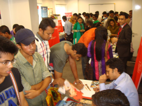 UK Education Open Day: Chittagong 1 June and Dhaka 22 June 2013